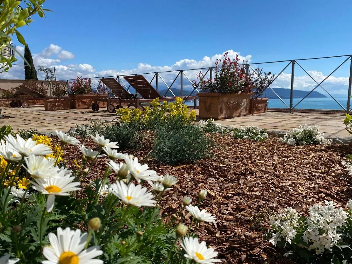 Miramare Apartments&Suites La Spezia Aparthotel