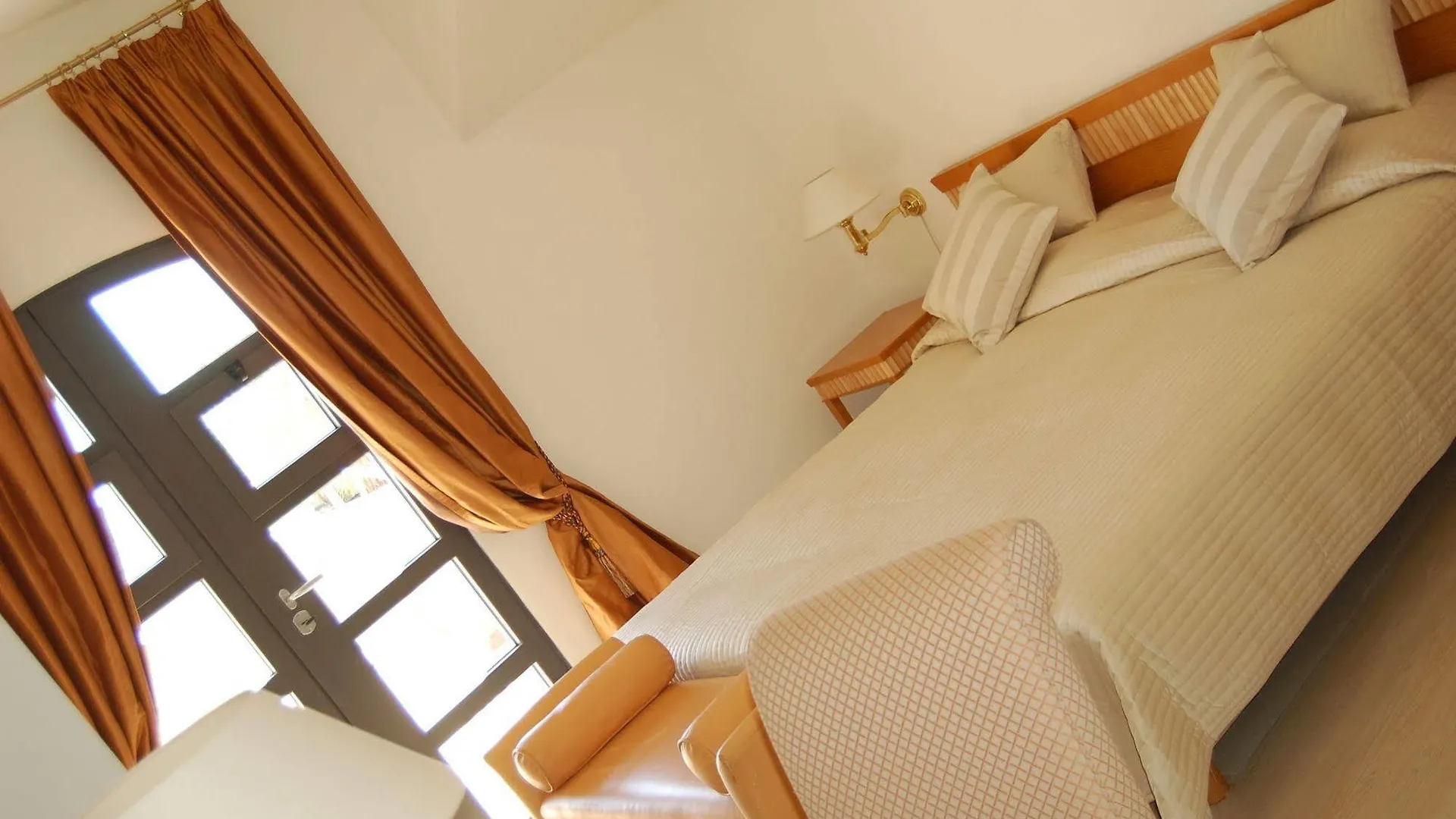 *** Aparthotel Miramare Apartments&Suites La Spezia Italy