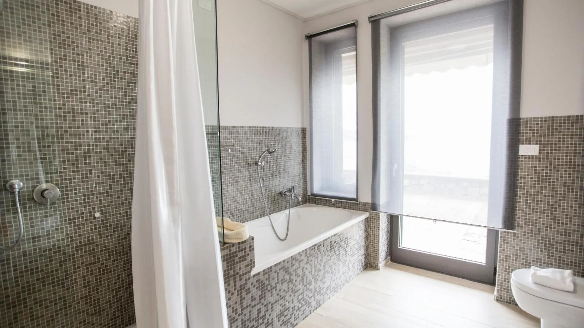 Miramare Apartments&Suites La Spezia Italië